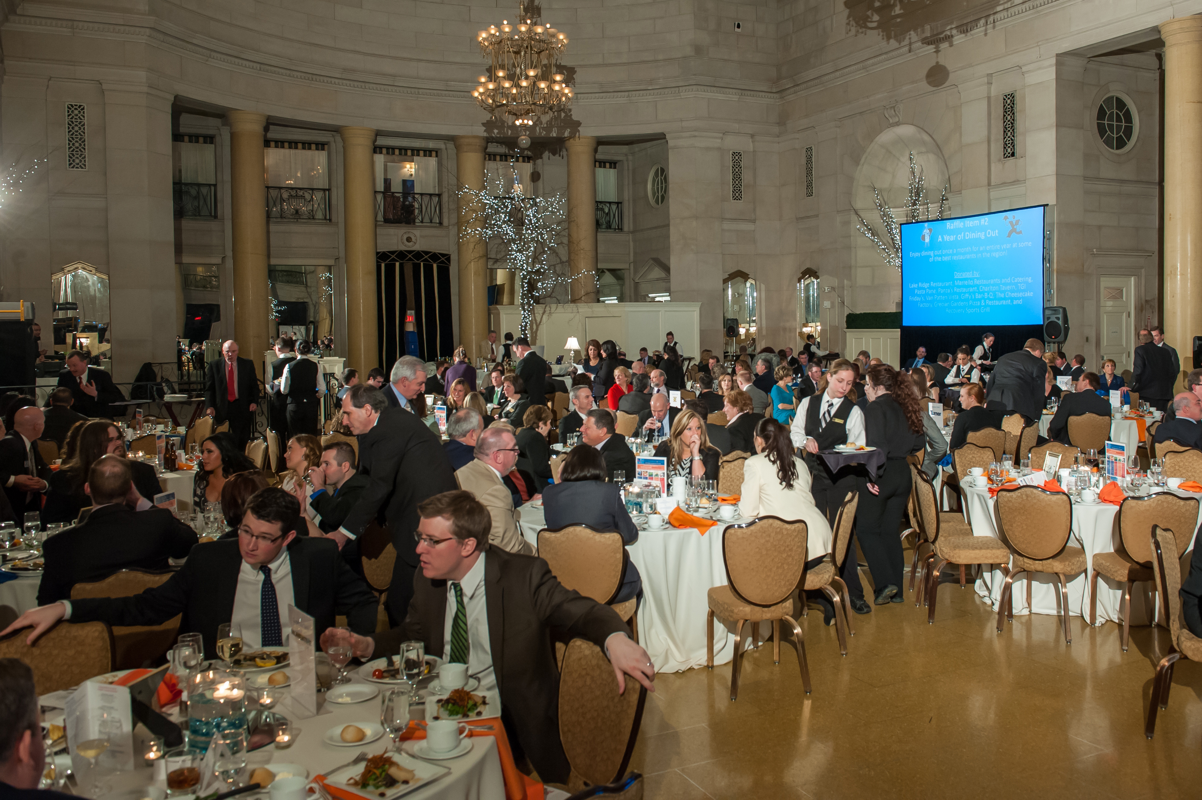 Tables at the 2014 Annual Dinner – Southern Saratoga Chamber